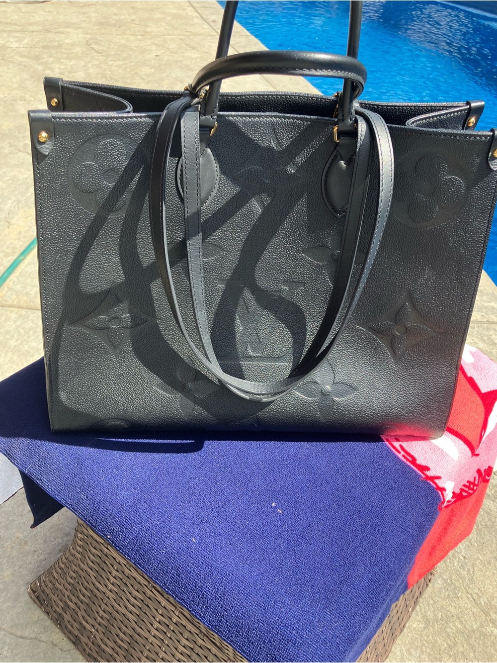 LOUIS VUITTON ON-THE-GO GM EMPREINTE BLACK LEATHER TOTE